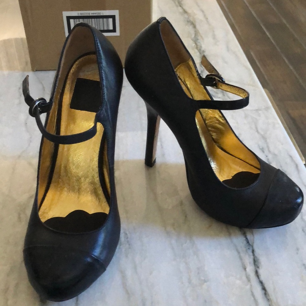 Dolce Vita Black Heels with Gold Interior